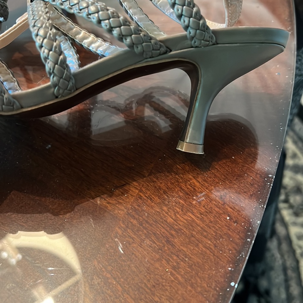 Sandals - Picture 7 of 7
